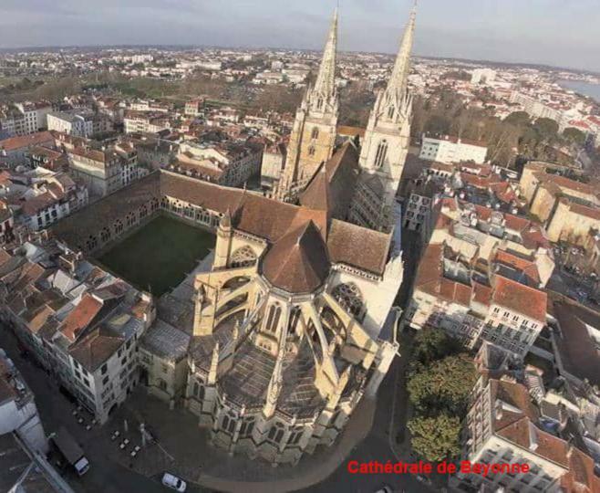 Sci Charcutiere 64 Lägenhet Bayonne Exteriör bild